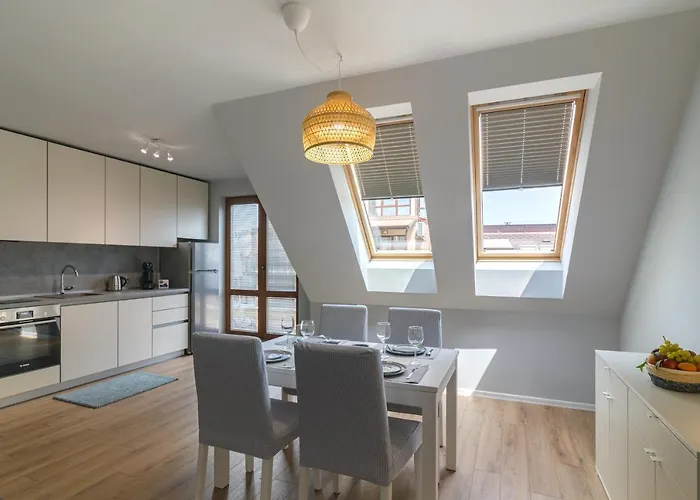 Magdalena Apartment - Two Bathrooms, Perfect City Center